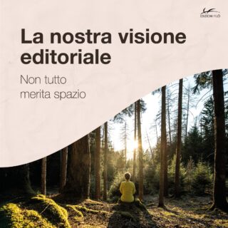 𝗟𝗮 𝗻𝗼𝘀𝘁𝗿𝗮 𝘃𝗶𝘀𝗶𝗼𝗻𝗲 𝗲𝗱𝗶𝘁𝗼𝗿𝗶𝗮𝗹𝗲

Non tutto merita spazio.
Solo ciò che ha valore.

In un tempo che corre e dimentica, scegliamo di fermarci.
Osservare.
Approfondire.

Crediamo in un’editoria consapevole, capace di emozionare senza rincorrere il rumore.
Raccontiamo luoghi, persone e progetti con rispetto e visione.
Ogni parola ha un peso.
Ogni scelta ha una direzione.

Ma il nostro lavoro non si limita ai libri e alle pubblicazioni. Affianchiamo aziende, enti e associazioni in progetti di comunicazione integrata: dalla realizzazione di libri, opuscoli e materiali informativi a depliant ad hoc, uffici stampa, press tour ed educational tour pensati su misura. Trasformiamo ogni iniziativa in una storia da raccontare, con coerenza e qualità.

Per noi l’editoria è coerenza nel tempo.
È identità che si consolida.
È cultura che prende forma.

👉 𝗤𝘂𝗶 𝗹𝗲 𝘀𝘁𝗼𝗿𝗶𝗲 𝗻𝗼𝗻 𝘀𝗶 𝗽𝗲𝗿𝗱𝗼𝗻𝗼. 𝗦𝗶 𝗶𝗺𝗽𝗿𝗶𝗺𝗼𝗻𝗼.

#edizionifilo
#editoriaindipendente
#progettoeditoriale
#culturaeditoriale
#storytellingterritoriale
#editoriaculturale
#magazineitaliani
#editoriacontemporanea
#raccontareilterritorio
#contenutidivalore
#comunicazioneeditoriale
#progettieditoriali
#editoriaitaliana
#magazinedicultura
#narrazioneeditoriale
#editoriaeterritorio
#brandstorytellingitalia
#culturaecomunicazione
#editoriacartacea
#progetticulturali